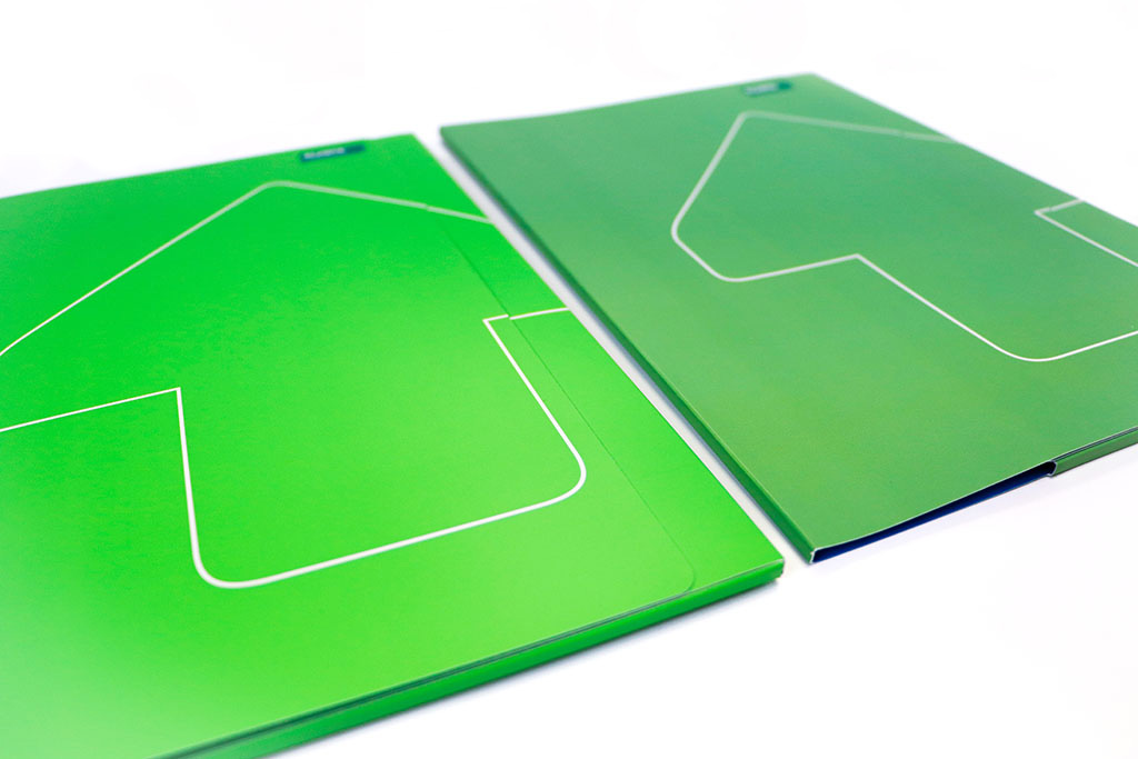 Sonderfarbenmappe_neben_CMYK_Mappe.png